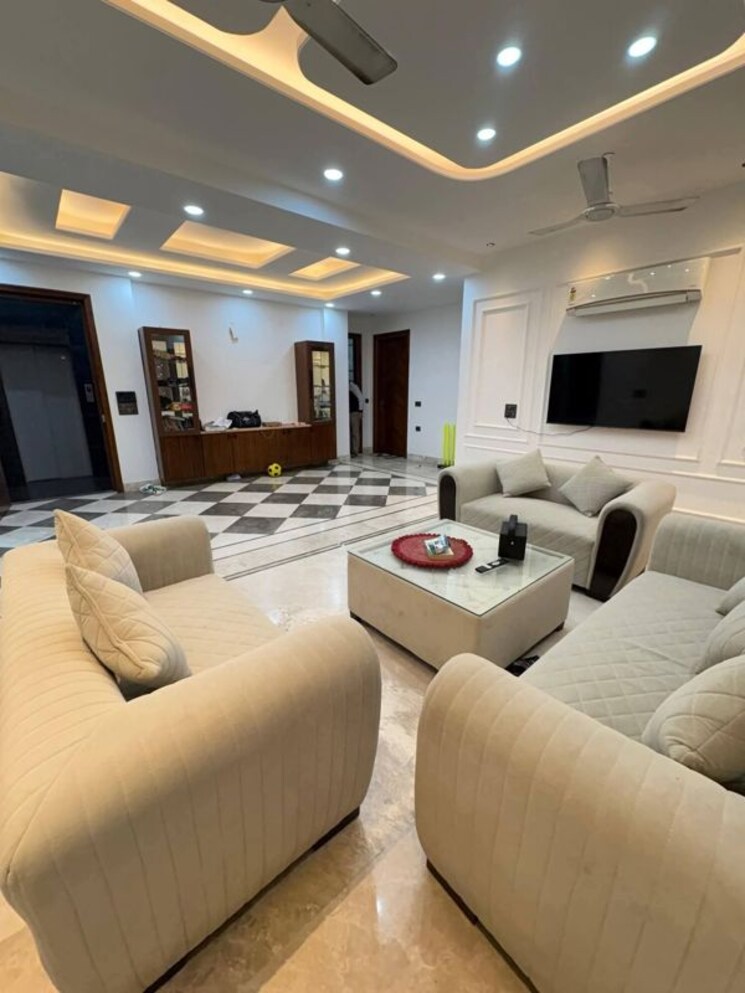 Team Area, amrapali-dream-valley 2 Bedroom 995 Sq.Ft. Apartment In Tech Zone 4 Greater Noida Greater Noida 9917314