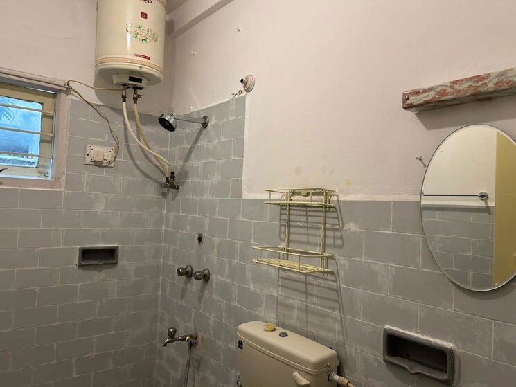 Bathroom, benson town 2 Bedroom 1800 Sq.Ft. Apartment In Benson Town Bangalore 9141650