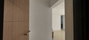 Room in 2 BHK Apartment at Runwal Forests, Kanjurmarg West – for Rent