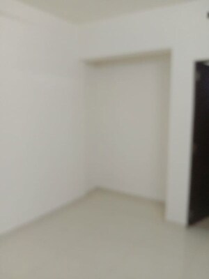 Room in 1 BHK Apartment at Puranik Rumah Bali, Ghodbunder Road – for Rent