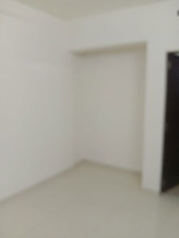 Room in 1 BHK Apartment at Puranik Rumah Bali, Ghodbunder Road – for Rent