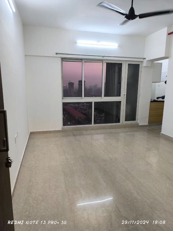 2 BHK 700 Sq.Ft. Apartment in Omkar Signet