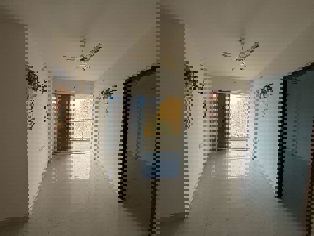 3 BHK 980 Sq.Ft. Apartment in Somani Towers