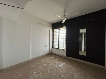 Room in 2 BHK Apartment at Sinhagad Road – for Sale