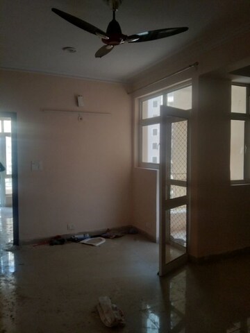 Room in 2 BHK Apartment at Supertech Ecovillage II, Sector 16b Greater Noida – for Rent