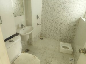Bathroom in 3 BHK Apartment at CHD Avenue 71, Sector 71 – for Rent
