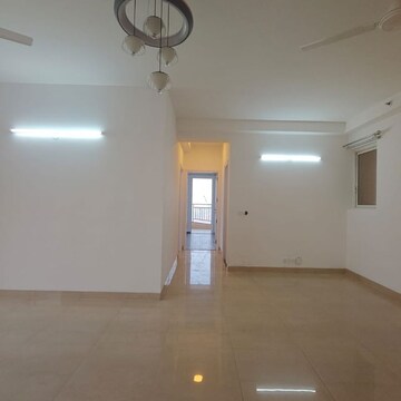 Room in 3 BHK Apartment at M3M Marina, Sector 68 – for Rent