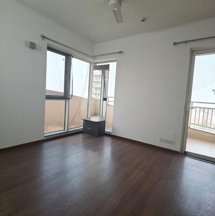 Room, m3m-marina 3 Bedroom 1900 Sq.Ft. Apartment In Sector 68 Gurgaon 9917497