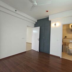 3 BHK + Pooja Room Apartment For Rent in M3M Marina