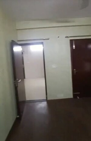 Room in 3 BHK Builder Floor at BPTP Park Elite Floor II, Sector 75 – for Sale