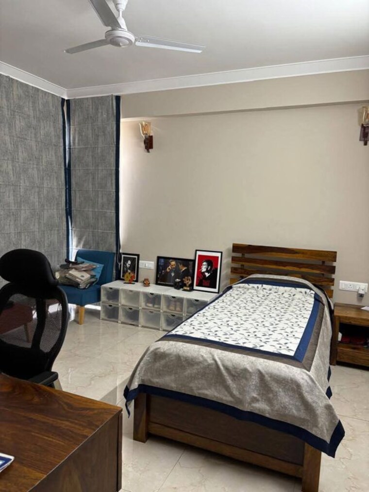 Bedroom, parsvnath-exotica 3 Bedroom 2810 Sq.Ft. Apartment In Sector 53 Gurgaon 9917515