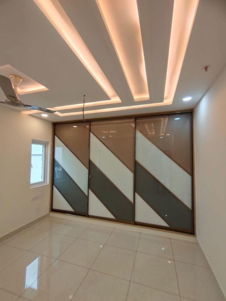 Master Bedroom, prestige-high-fields-gachibowli 2 Bedroom 1492 Sq.Ft. Apartment In Gachibowli Hyderabad 9917468