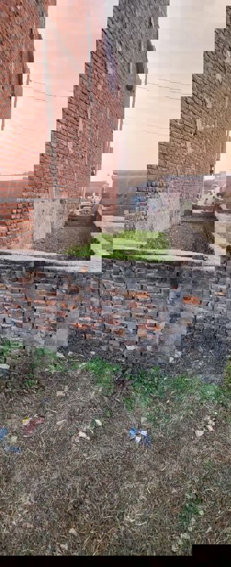 Plot For Sale in Dlf Ankur Vihar