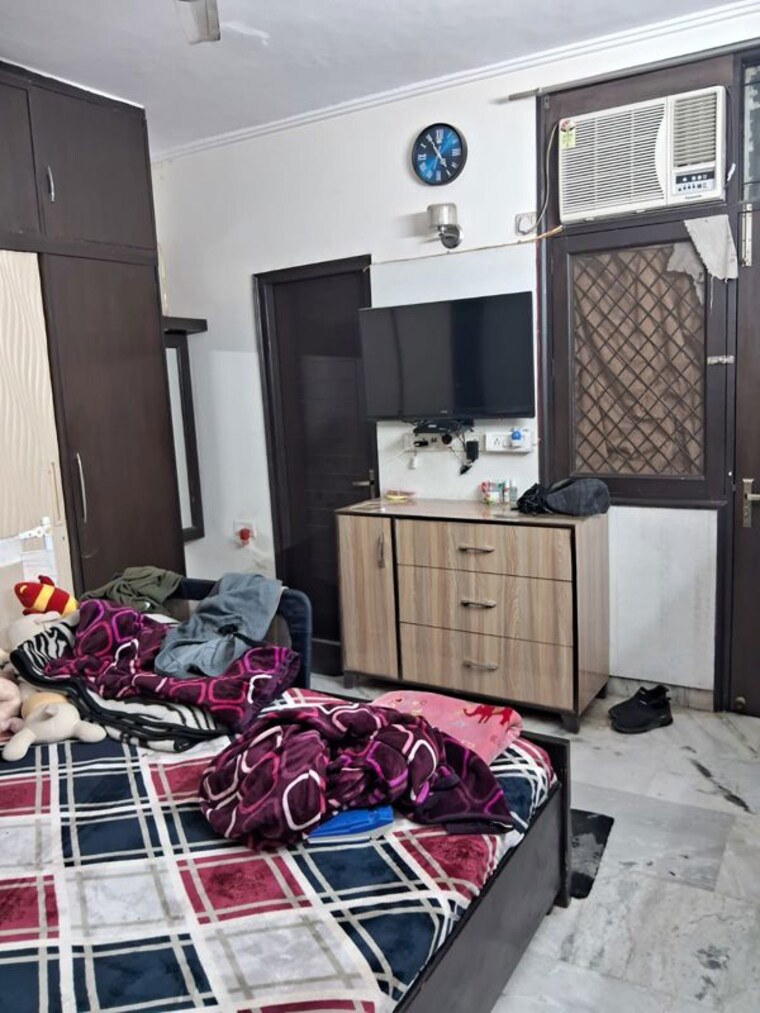 Master Bedroom, malviya nagar 3 Bedroom 1125 Sq.Ft. Builder Floor In Malviya Nagar Delhi 9917529