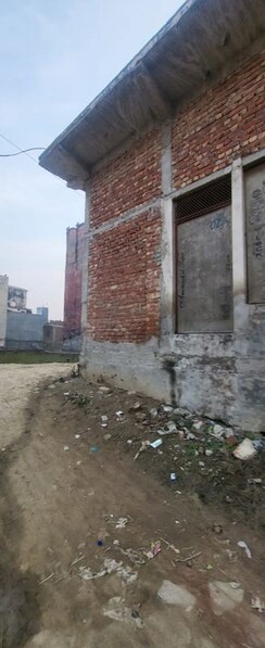 Plot For Sale in Dlf Ankur Vihar