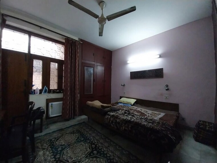 Bedroom, sector 36 3.5 Bedroom 1800 Sq.Ft. Villa In Sector 36 Noida 9917547