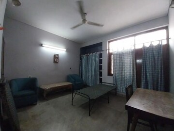 Living Room in 3.5 BHK Villa at Sector 36 – for Rent