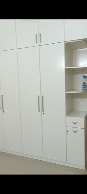 Furnished Amenities in 2 BHK Apartment at Shree Vardhman Green Court, Sector 90 – for Sale