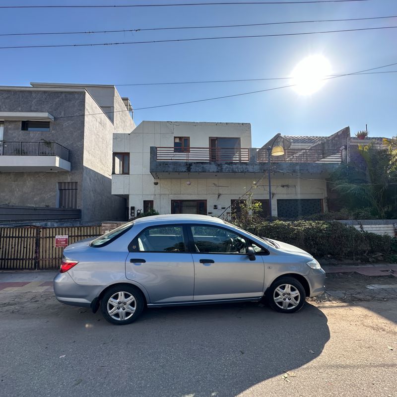 Plot For Sale in Sector 7