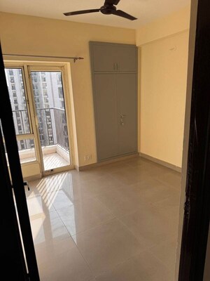 2 BHK Apartment For Rent in JNC The Park, Sector 16c Greater Noida