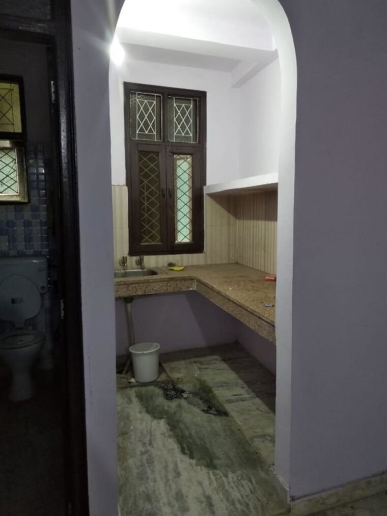 Balcony, mayur vihar 2.5 Bedroom 550 Sq.Ft. Builder Floor In Mayur Vihar Delhi 9917570