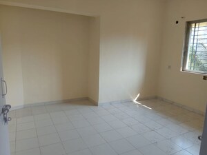 Room in 2 BHK Apartment at Vasant Leela Complex, Vijay Nagari – for Rent