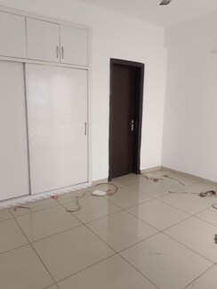 2 BHK + Pooja Room Apartment For Rent in Gulshan Bellina