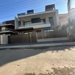 5 BHK Independent House – Exterior View View at Sector 7 - for Sale