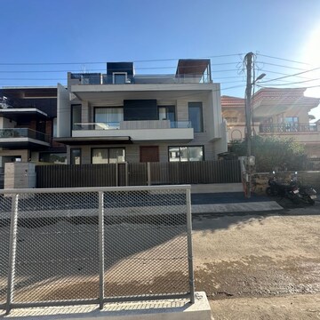 5 BHK Independent House – Exterior View View at Sector 7 - for Sale