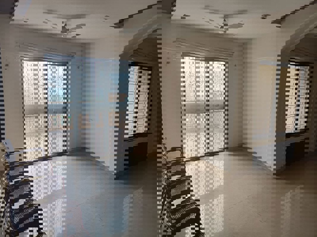 3 BHK Apartment For Rent in Brahma Emerald County