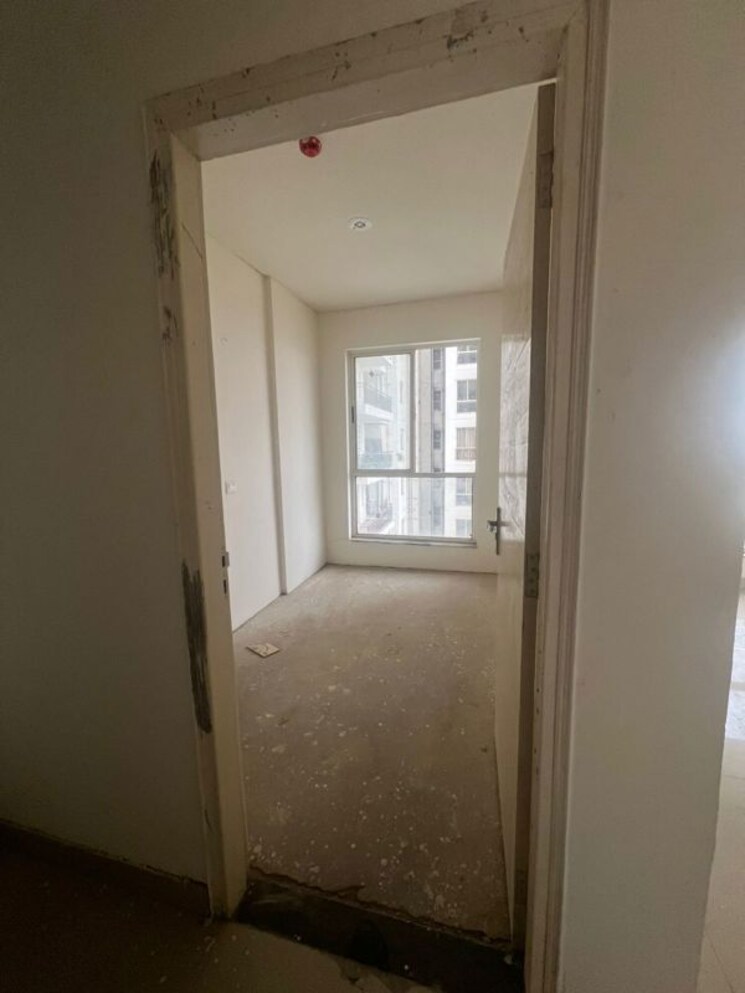 Room, imperia-esfera 2.5 Bedroom 1435 Sq.Ft. Apartment In Sector 37c Gurgaon 9917727