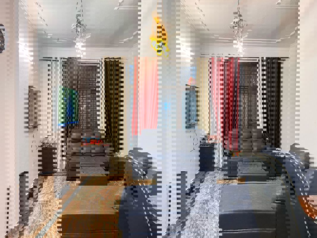 2.5 BHK + Pooja Room,Study Room Villa For Rent in Arun Vihar Sector 37