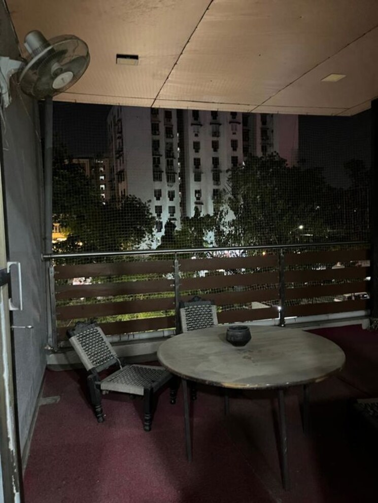 Team Area, navrangpura Commercial Office Space 919 Sq.Ft. In Navrangpura Ahmedabad 9917738