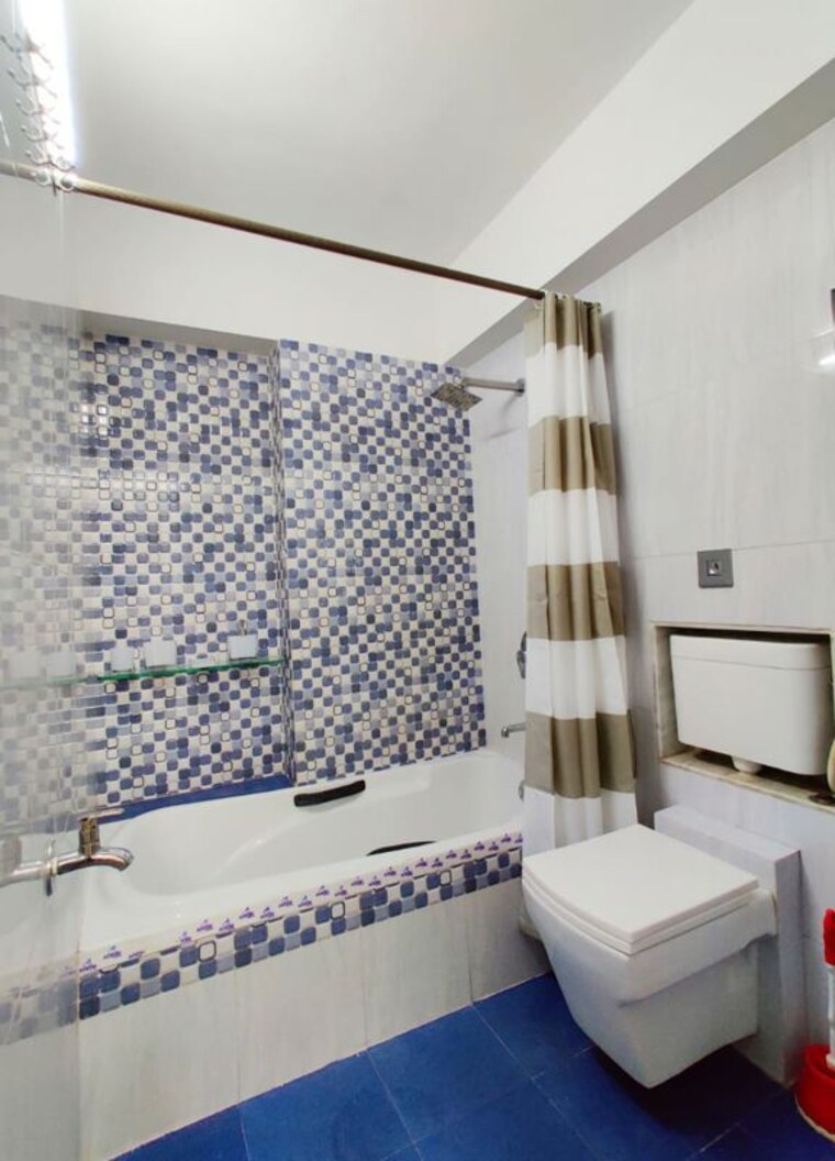 Bathroom, saraf-chaudhary-nagar-chs 1 Bedroom 423 Sq.Ft. Apartment In Kandivali East Mumbai 9917773