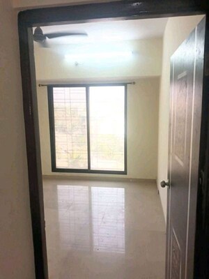 Room in 1.5 BHK Apartment at RC Orchid Apartments, Ghansoli – for Rent