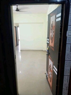 Bathroom in 1.5 BHK Apartment at RC Orchid Apartments, Ghansoli – for Rent