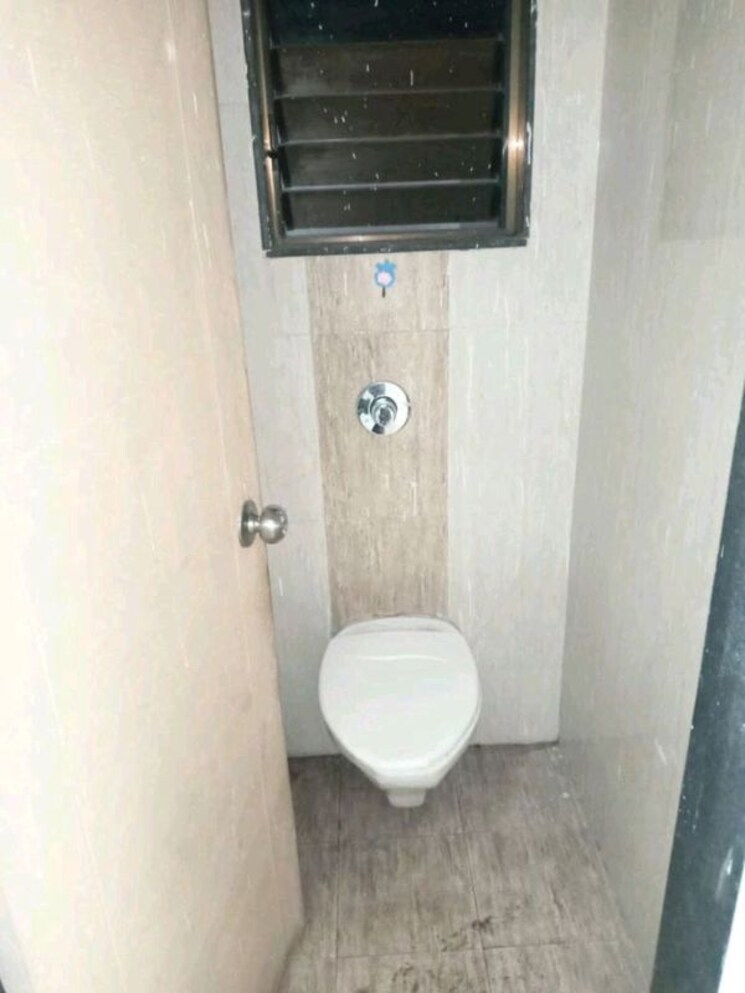 Bathroom, rc-orchid-apartments 1.5 Bedroom 761 Sq.Ft. Apartment In Ghansoli Navi Mumbai 9917772