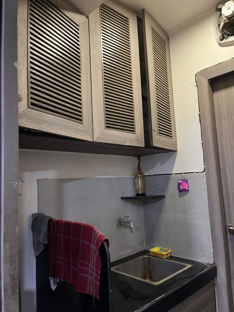 Kitchen, vijay char rasta Commercial Office Space 919 Sq.Ft. In Vijay Char Rasta Ahmedabad 9917777