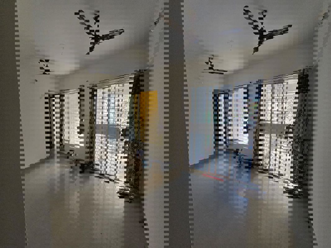 2 BHK Apartment For Rent in R Euphoria Apartments