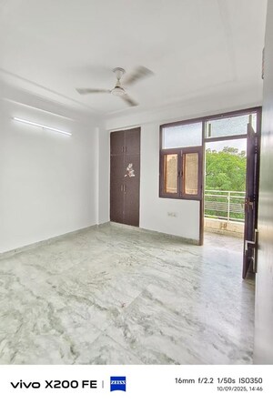 1 BHK Builder Floor For Rent in Saket