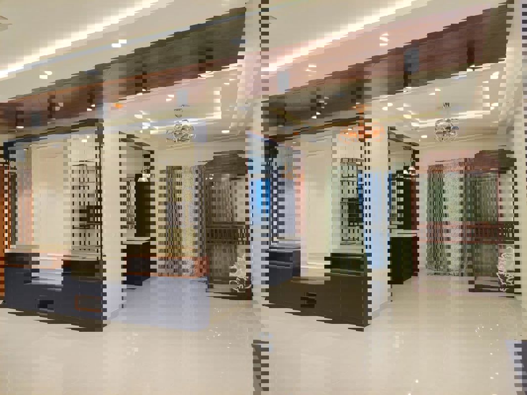 4 BHK + Pooja Room,Servant Room Apartment For Rent in SNN Clermont