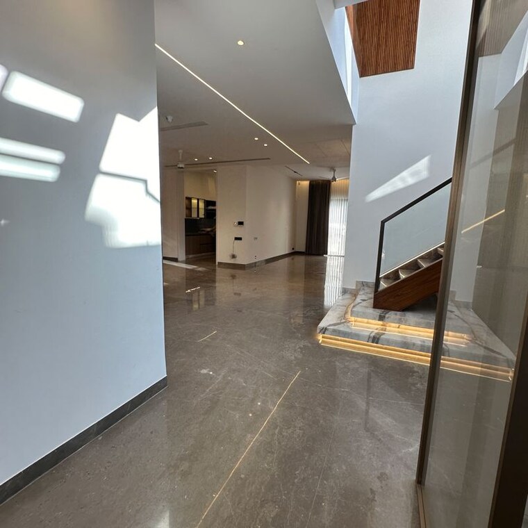 Kitchen, sector 17 6 Bedroom 375 Sq.Yd. Villa In Sector 17 Panchkula 9917883