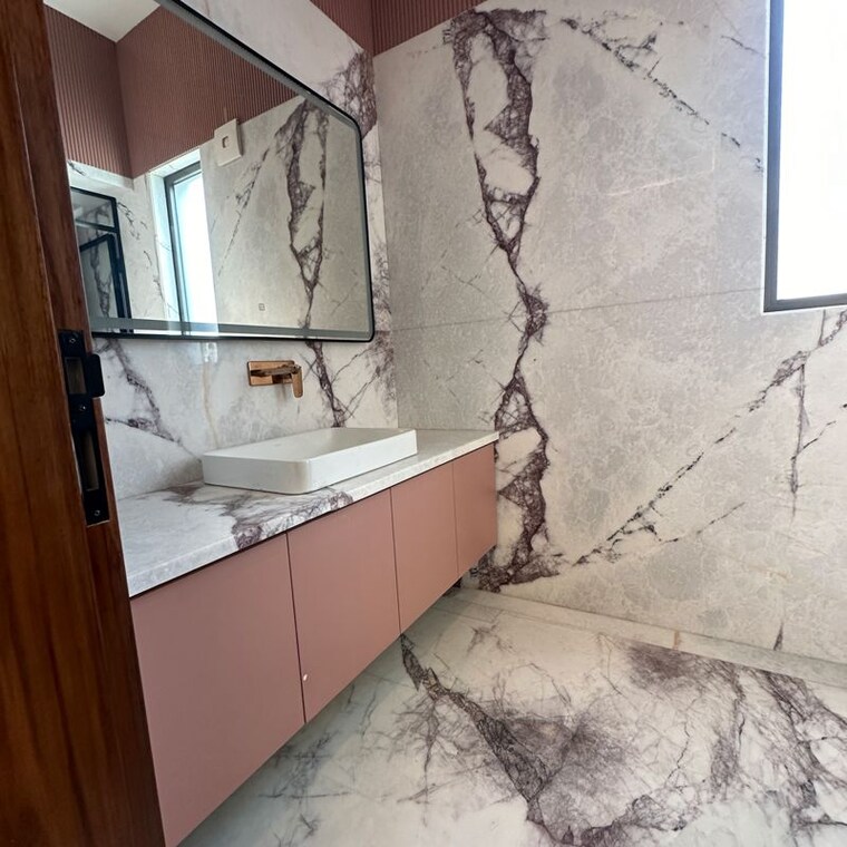 Balcony, sector 17 6 Bedroom 375 Sq.Yd. Villa In Sector 17 Panchkula 9917883