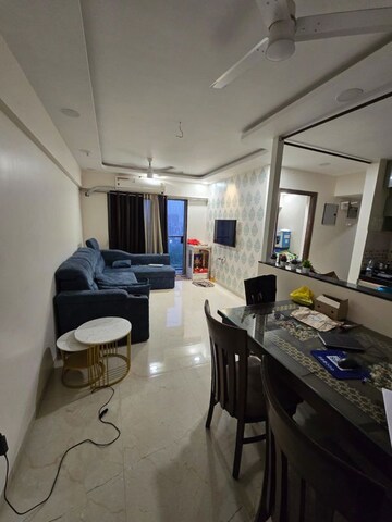 Master Bedroom in 2 BHK Apartment at Mahavir Square, Manpada – for Rent