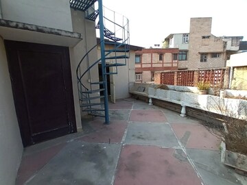 6+ BHK Villa – Exterior View View at DLF Atria, Dlf Phase ii - for Sale