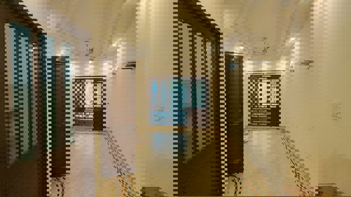 6+ BHK + Pooja Room,Servant Room,Study Room,Extra Room Villa For Sale in DLF Imperial Residences