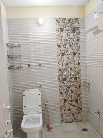 Bathroom in 3.5 BHK Apartment at Sector 56 – for Rent
