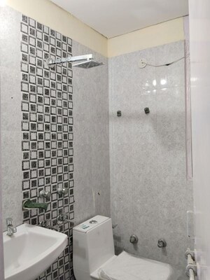 Bathroom in 3.5 BHK Apartment at Sector 56 – for Rent