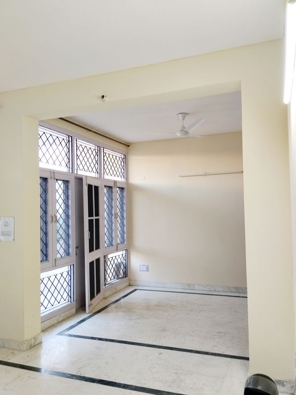3.5 BHK + Study Room Apartment For Rent in Sector 56