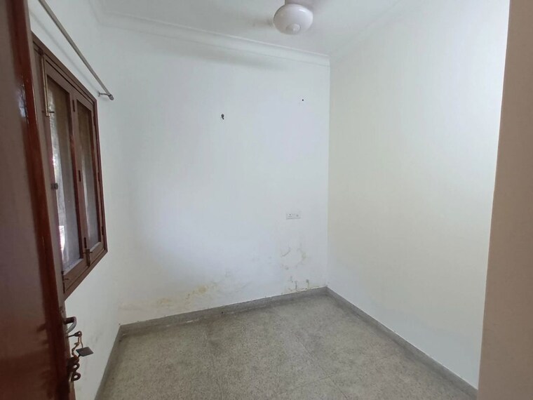 Room, dlf-atria 6+ Bedroom 480 Sq.Yd. Independent House In Dlf Phase ii Gurgaon 9918063